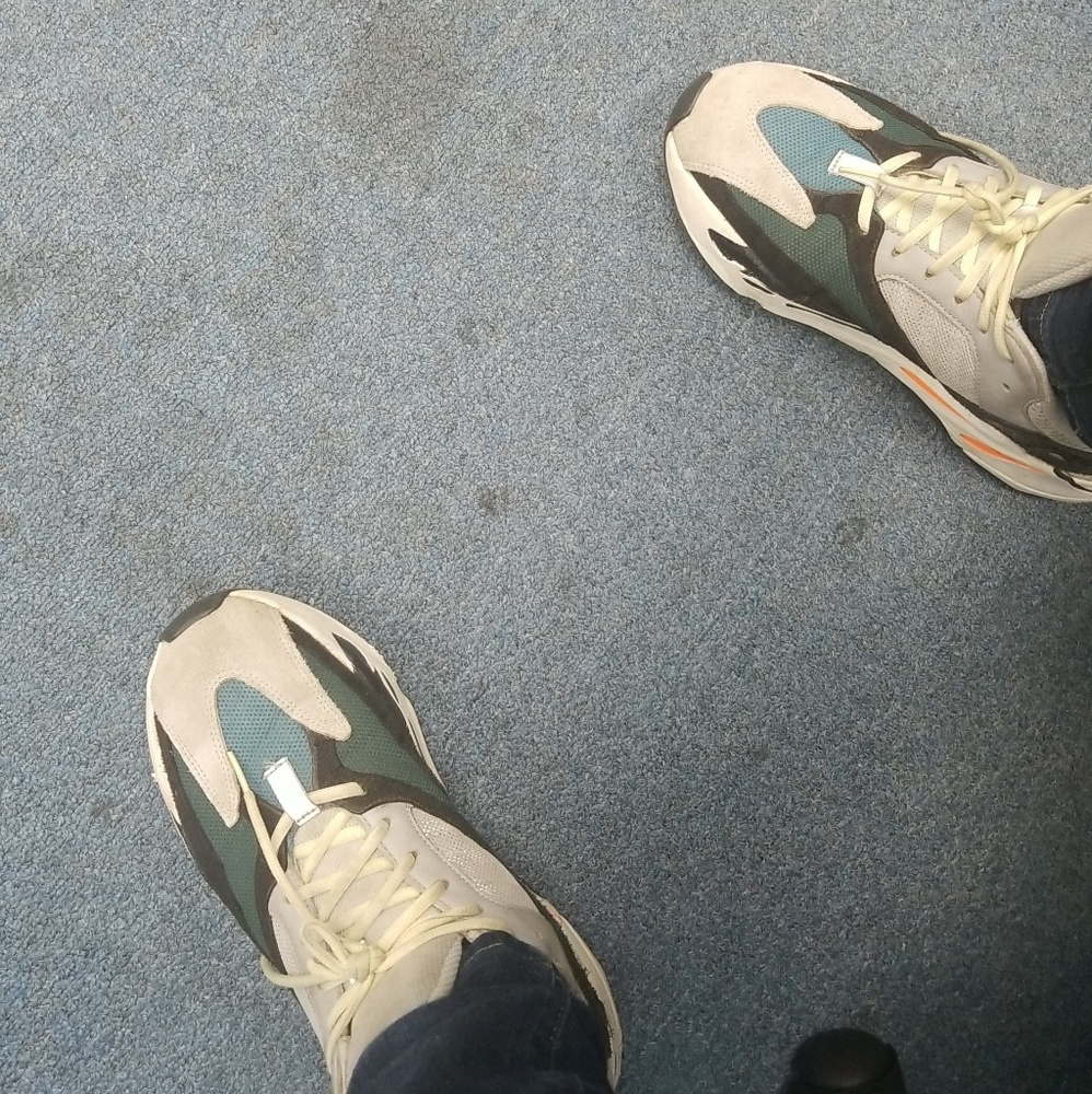 Yeezy 700